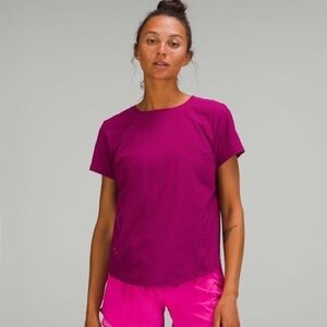 Like New Lululemon Lightweight Stretch Running Short Sleeve Shirt